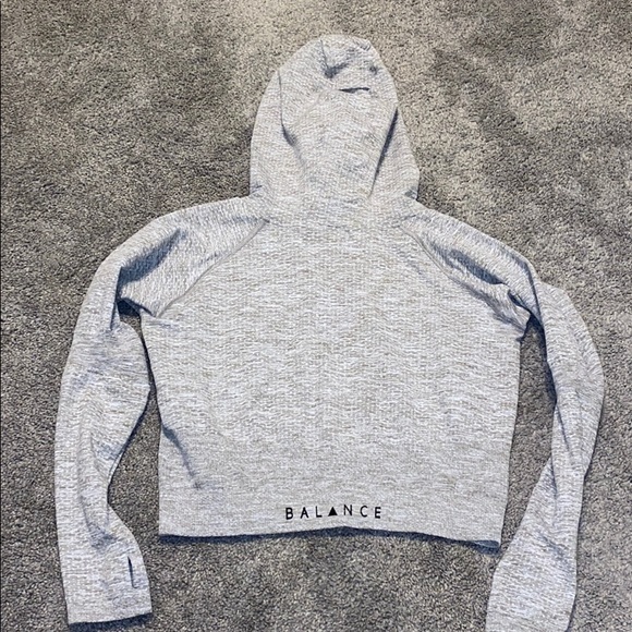❌SOLD❌Balance athletica crop purpose hood - Picture 6 of 7